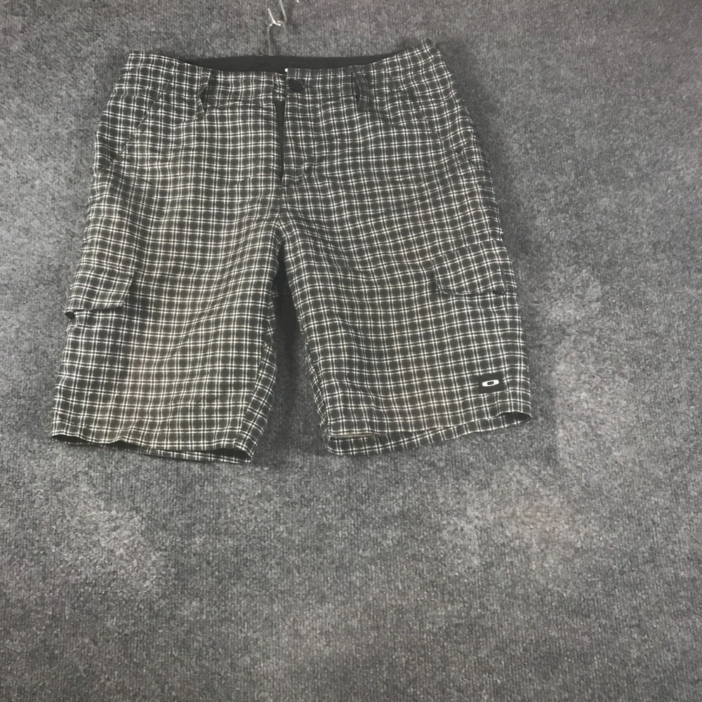 Oakley Cargo Shorts Mens 30 Black White Plaid Mesh Lined Pockets Hiking Beach